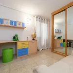 Sun Sea Apartment *